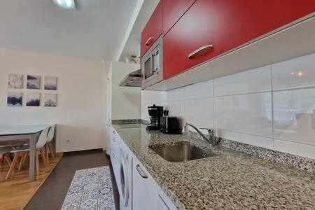 Apartamento Con Piscina Apartment Llanes Exterior photo